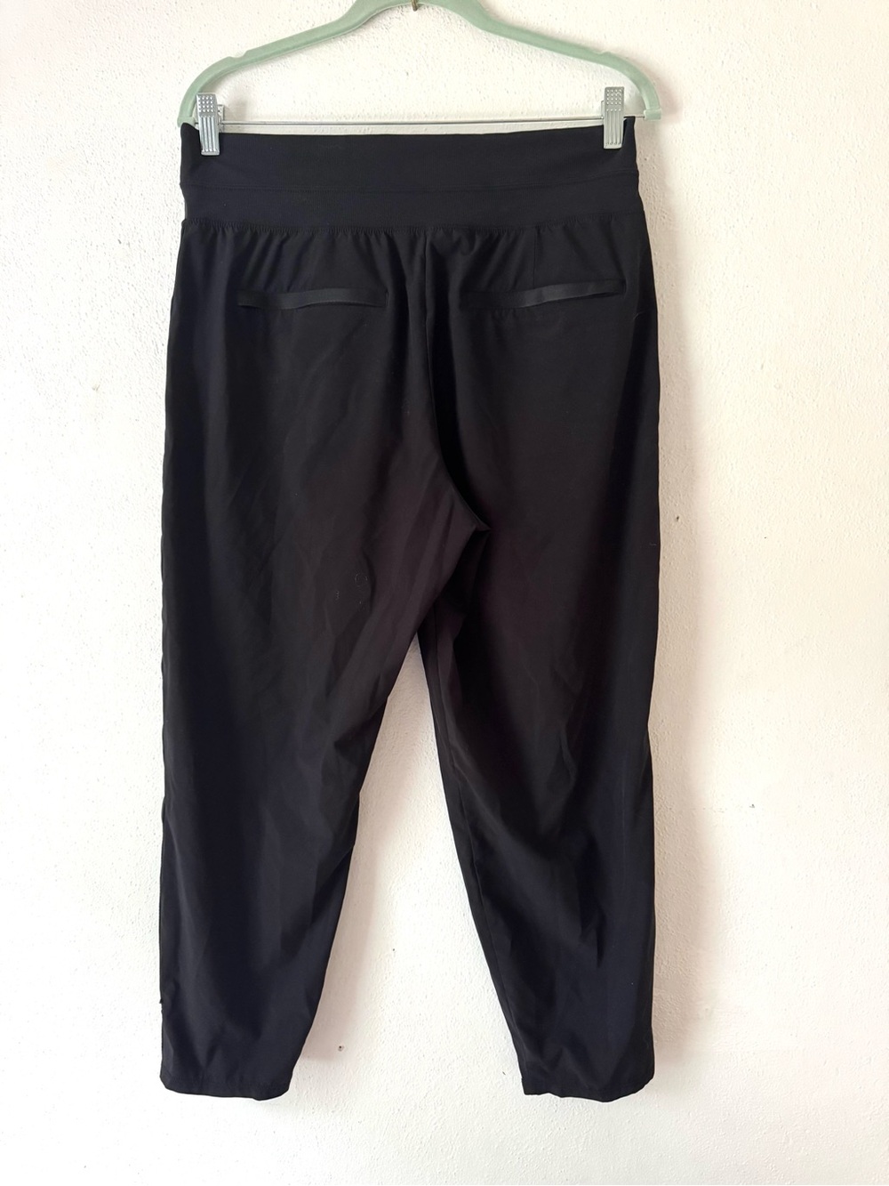 Athleta Black Tuxedo Stripe Nolita Slim Tapered Crop Pull On Pant, Size 14 - Picture 7 of 16